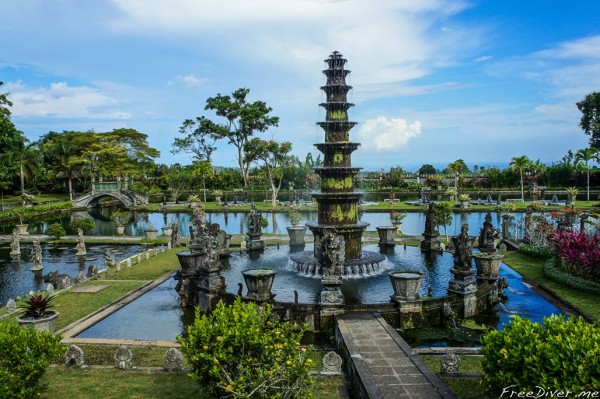 Водный дворец Tirta Gangga. Бали